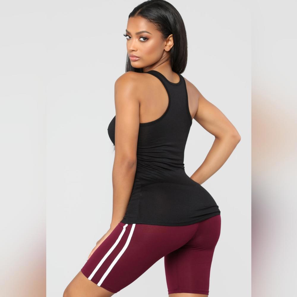 High-Waisted Short Tights Black Medium - Picture 4 of 4